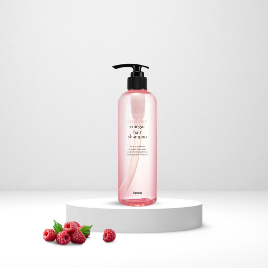Hair shampoo with vinegar and raspberry extract