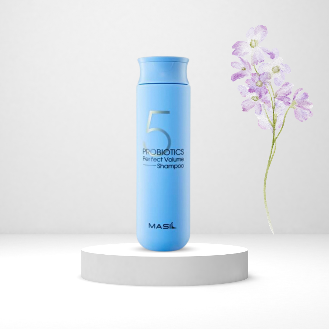 MASIL 5 Probiotics Perfect Volume Shampoo – лек шампоан за тънка и фина коса с пробиотичен фермент и растителни съставки за повече обем и плътност.